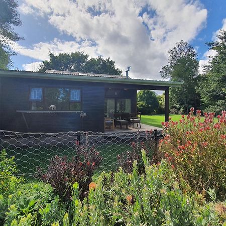 Beautiful Garden Cottage ストームス・リバー エクステリア 写真