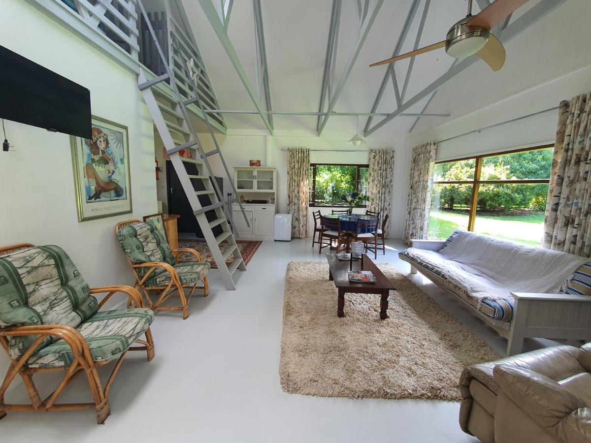 Beautiful Garden Cottage ストームス・リバー エクステリア 写真