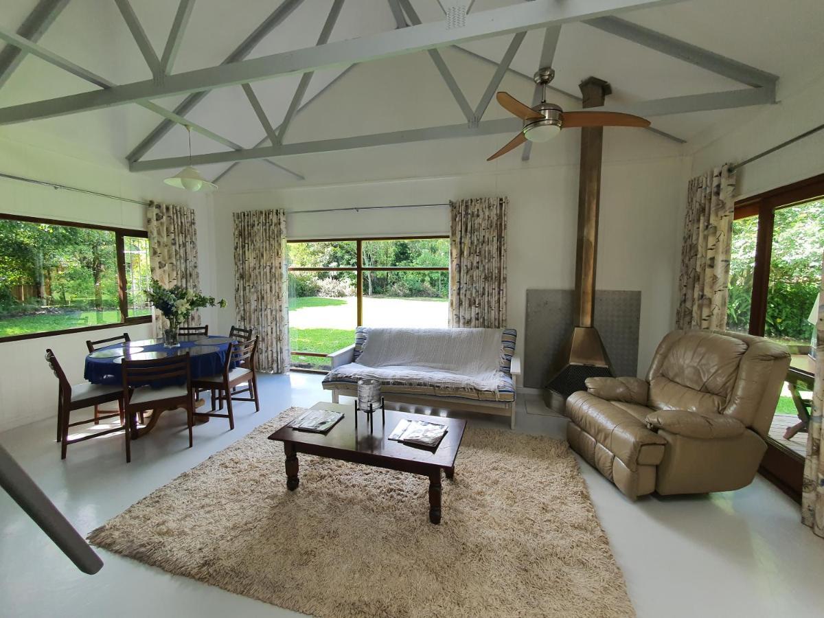 Beautiful Garden Cottage ストームス・リバー エクステリア 写真