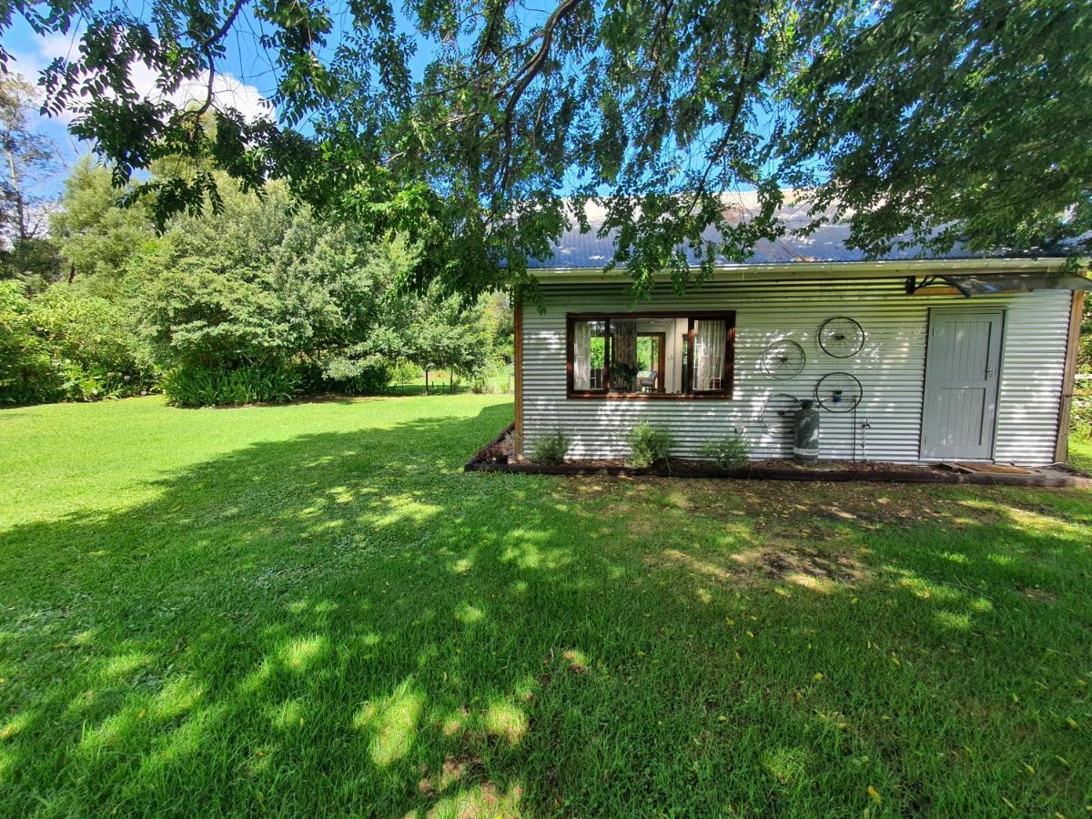 Beautiful Garden Cottage ストームス・リバー エクステリア 写真